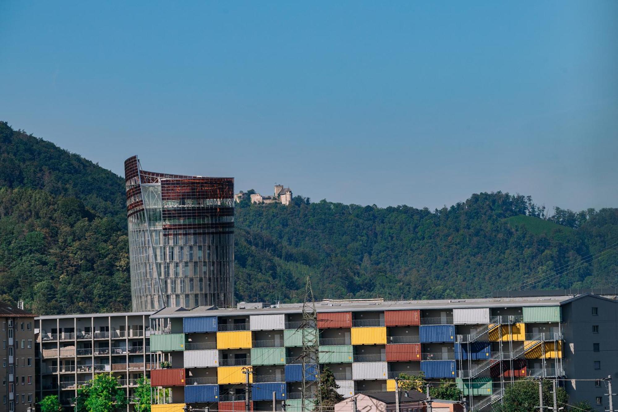 Tamliving Center Luxury 4 Rooms Smart Tv Kitchen Great View Graz Buitenkant foto
