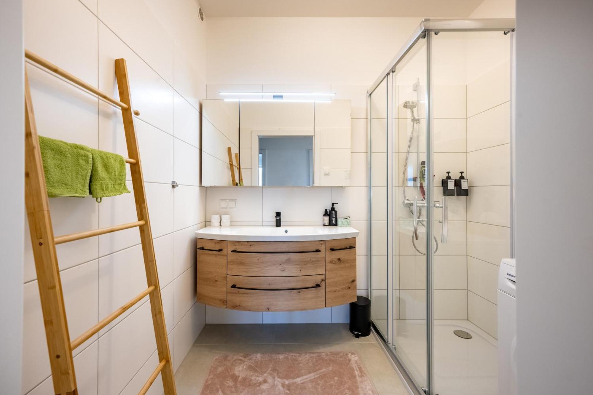 Tamliving Center Luxury 4 Rooms Smart Tv Kitchen Great View Graz Buitenkant foto